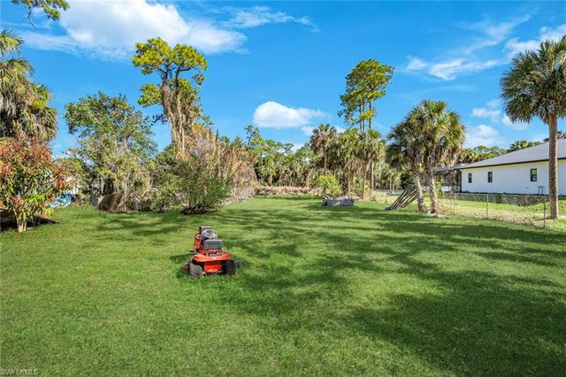 343 Golden Gate BLVD E, Naples, FL 34120