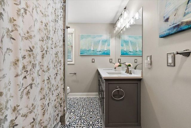 46857 W Ann Arbor Trail, Plymouth, MI 48170