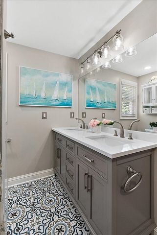 46857 W Ann Arbor Trail, Plymouth, MI 48170