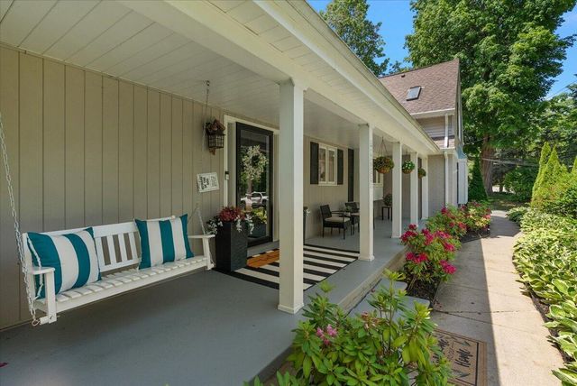 46857 W Ann Arbor Trail, Plymouth, MI 48170