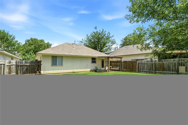 310 Raintree DR, Georgetown, TX 78626