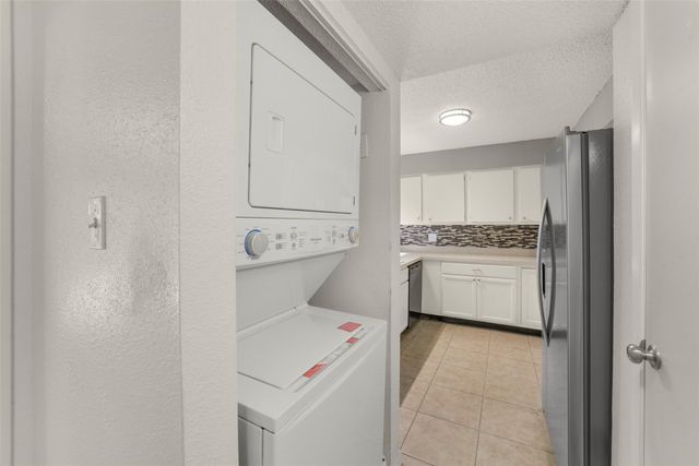 6333 Shadow Tree Drive, Houston, TX 77035