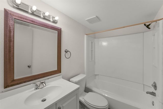 6333 Shadow Tree Drive, Houston, TX 77035