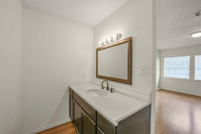 6333 Shadow Tree Drive, Houston, TX 77035