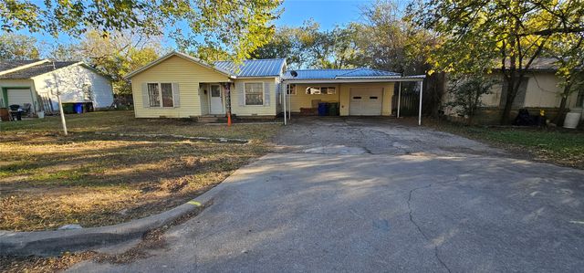 1028 E Walnut Street, Hillsboro, TX 76645