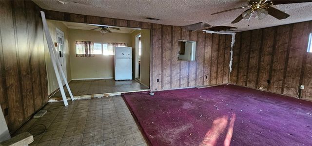 1028 E Walnut Street, Hillsboro, TX 76645