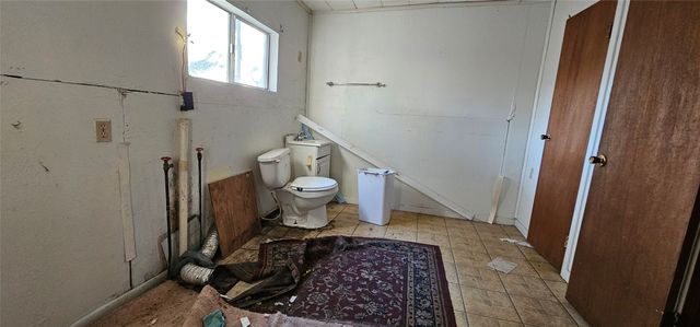 1028 E Walnut Street, Hillsboro, TX 76645