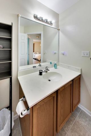 2426 Montclair Lane, Montgomery, IL 60538