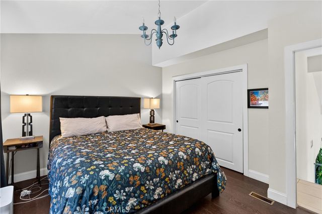 4542 San Andreas, Los Angeles, CA 90065