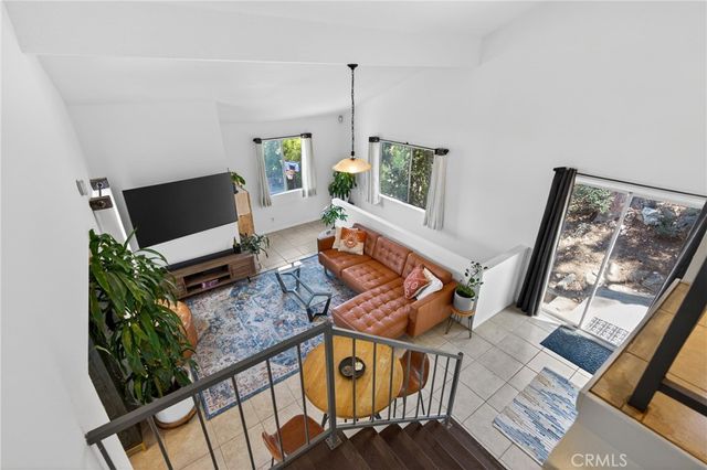 4542 San Andreas, Los Angeles, CA 90065
