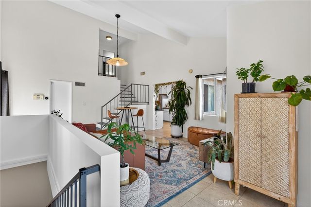 4542 San Andreas, Los Angeles, CA 90065