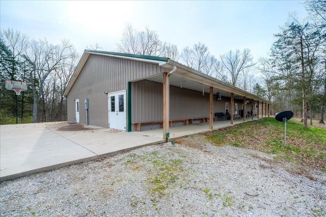 1049 McDonald Road, Lawrenceburg, KY 40342