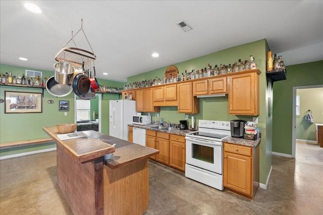 1049 McDonald Road, Lawrenceburg, KY 40342