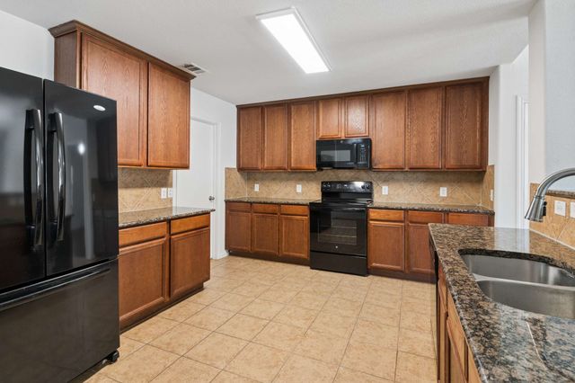 3800 Windy Point Drive, Denton, TX 76208