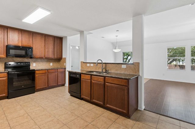 3800 Windy Point Drive, Denton, TX 76208