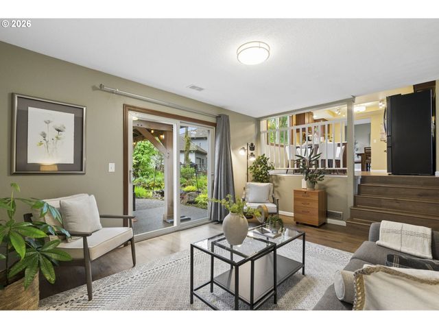 5678 Se BYRON Ct, Milwaukie, OR 97267