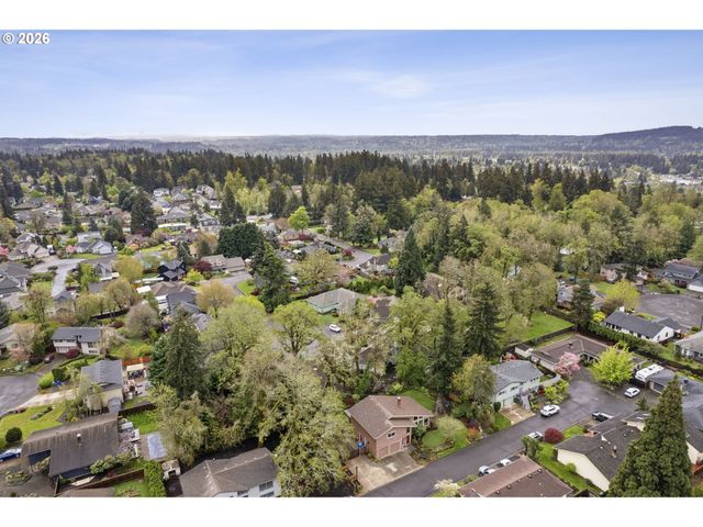 5678 Se BYRON Ct, Milwaukie, OR 97267