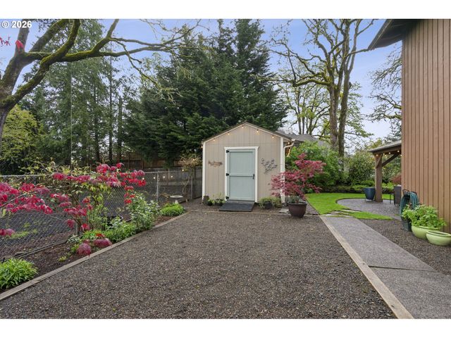 5678 Se BYRON Ct, Milwaukie, OR 97267