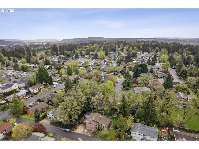 5678 Se BYRON Ct, Milwaukie, OR 97267