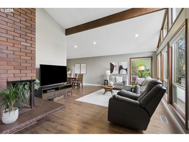 5678 Se BYRON Ct, Milwaukie, OR 97267