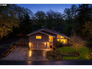 5678 Se BYRON Ct, Milwaukie, OR 97267