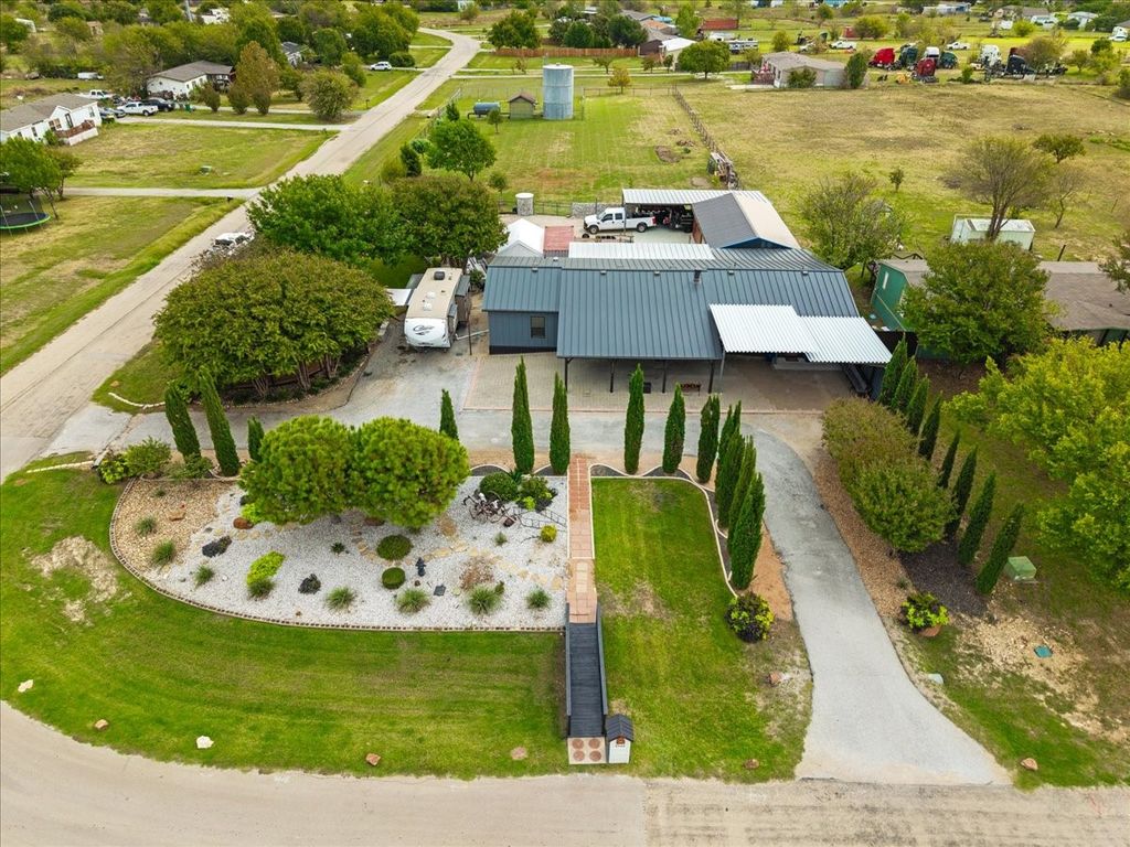 9048 Magnolia Blossom Trail, Fort Worth, TX 76131 — exterior