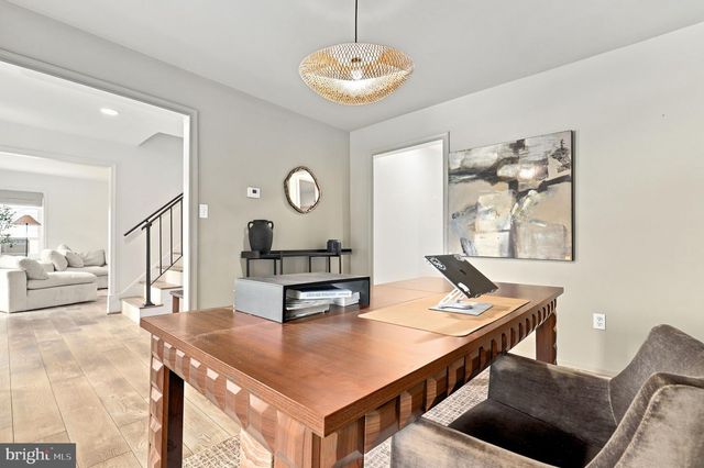 6 BRIGHTON DR, Gaithersburg, MD 20877