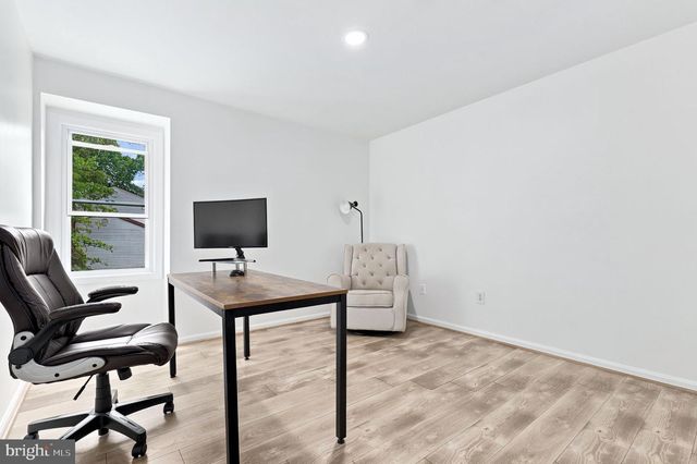 6 BRIGHTON DR, Gaithersburg, MD 20877