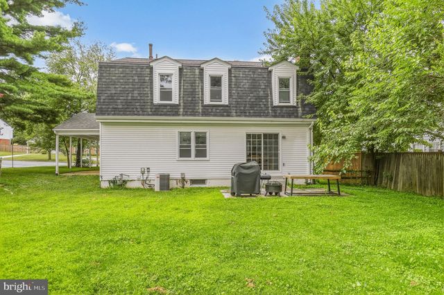 6 BRIGHTON DR, Gaithersburg, MD 20877