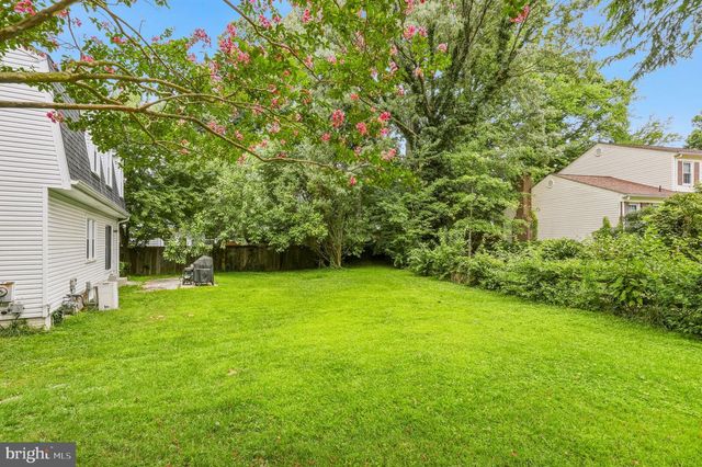 6 BRIGHTON DR, Gaithersburg, MD 20877