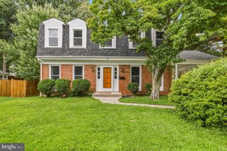 6 BRIGHTON DR, Gaithersburg, MD 20877