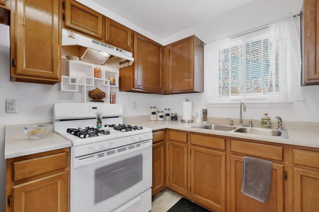 4319 66th Street NW, Albuquerque, NM 87120