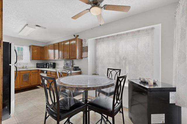 4319 66th Street NW, Albuquerque, NM 87120