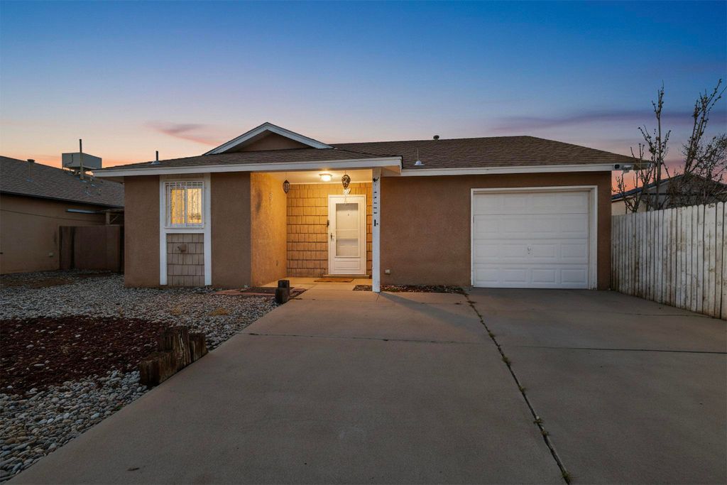 4319 66th Street NW, Albuquerque, NM 87120