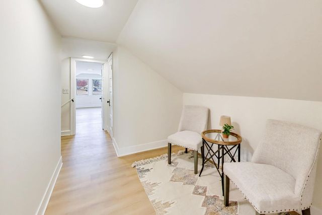 1442 S 15th Avenue, Maywood, IL 60153