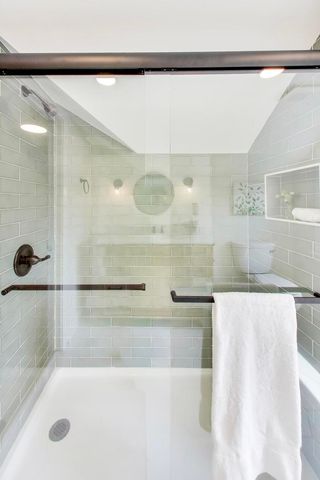 1442 S 15th Avenue, Maywood, IL 60153