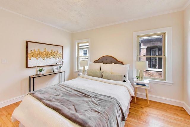 1442 S 15th Avenue, Maywood, IL 60153