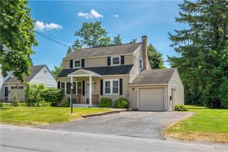 202 Fairway Drive, New Hartford, NY 13413