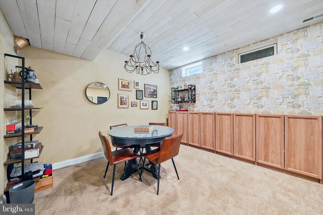 110 WESTHAMPTON DR, Wilmington, DE 19808