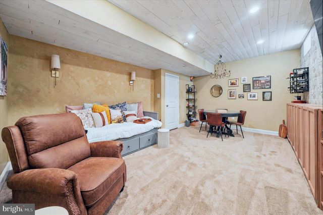 110 WESTHAMPTON DR, Wilmington, DE 19808