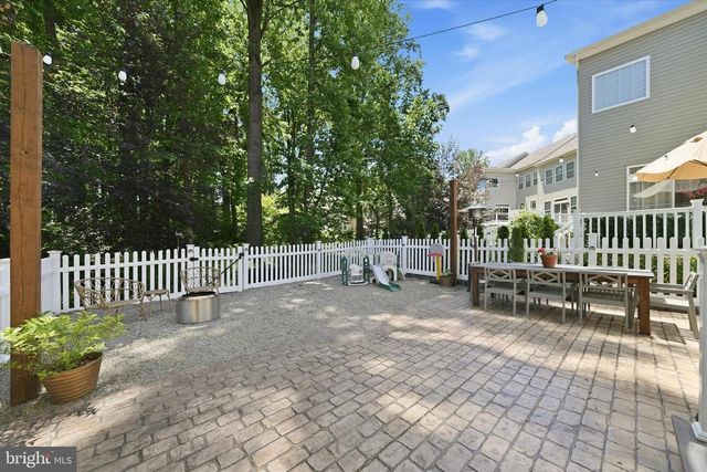 110 WESTHAMPTON DR, Wilmington, DE 19808