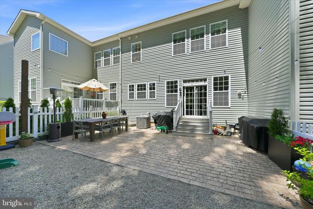 110 WESTHAMPTON DR, Wilmington, DE 19808