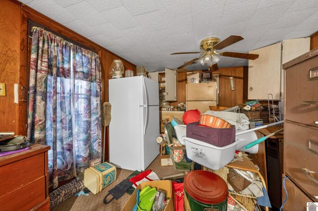 1549 Golo Rd, Mayfield, KY 42066