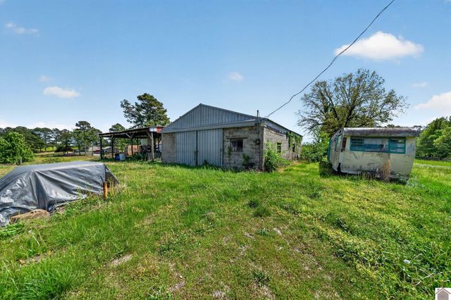 1549 Golo Rd, Mayfield, KY 42066