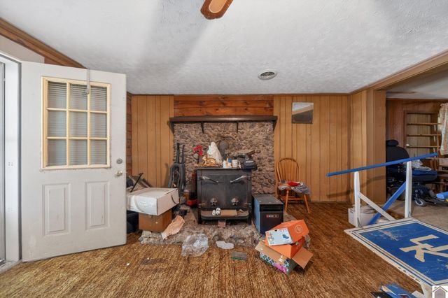 1549 Golo Rd, Mayfield, KY 42066