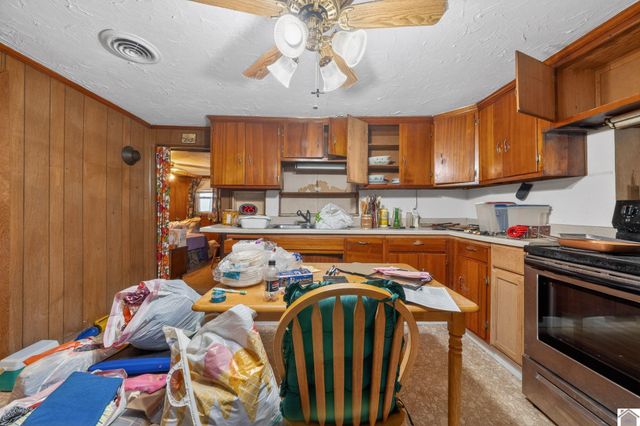 1549 Golo Rd, Mayfield, KY 42066
