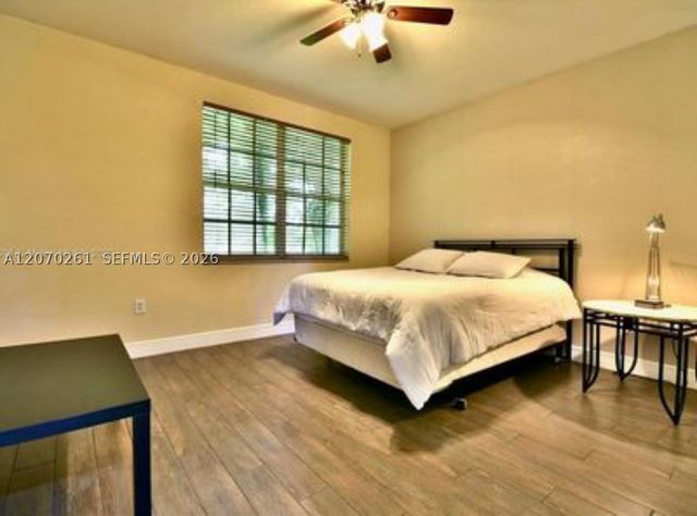 15317 SW 35th St, Davie, FL 33331