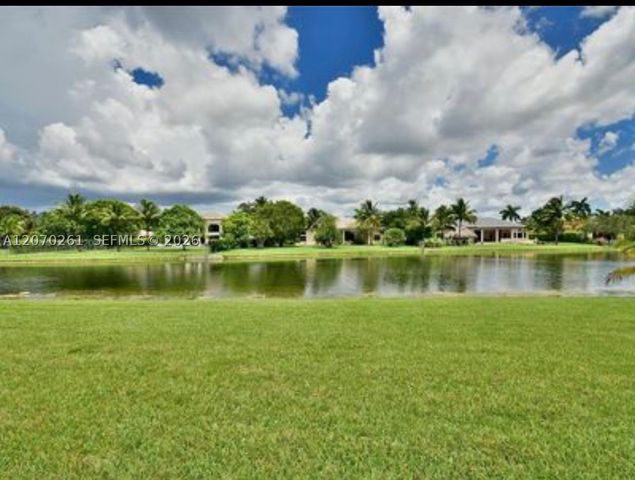 15317 SW 35th St, Davie, FL 33331