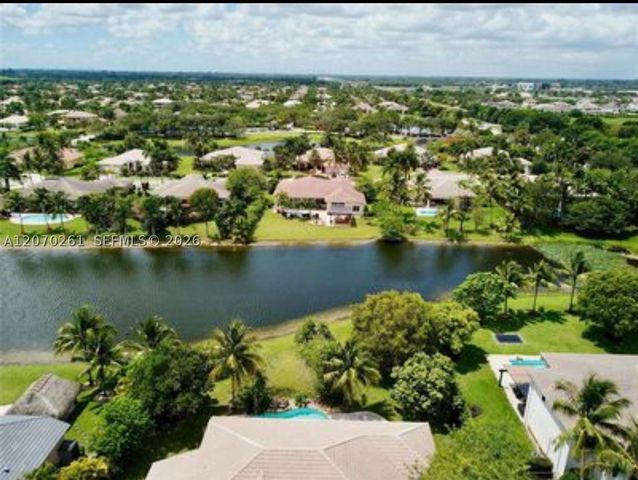 15317 SW 35th St, Davie, FL 33331