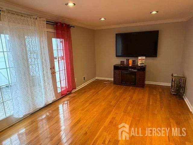 9 GARDENIA CT Court, Sayreville, NJ 08872